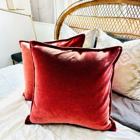 POTTERY BARN Rust Red Burnt Orange Velvet Pillow Case Sham 20" Square Set 2 - Picture 1 of 9